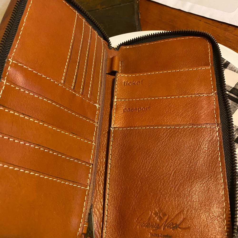 Patricia Nash portfolio zip up